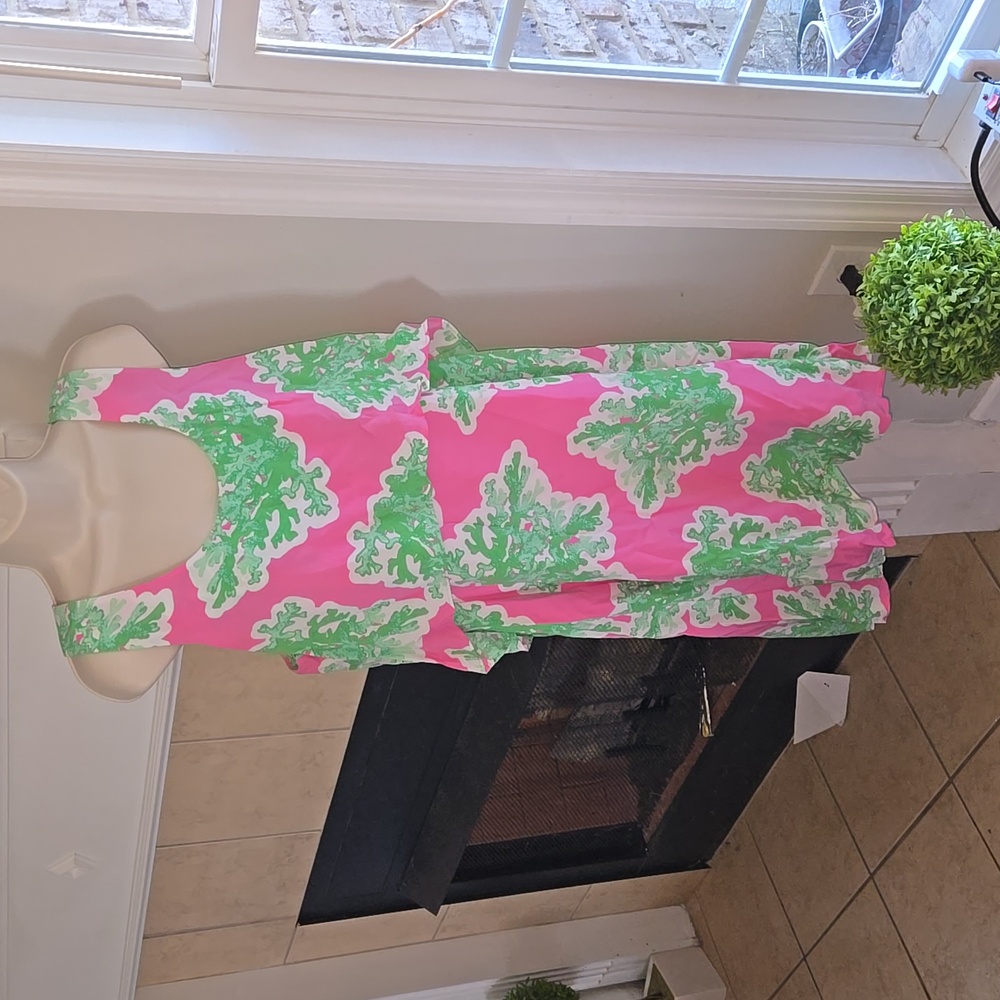 Sz 14 Crown and Ivy never worn dress